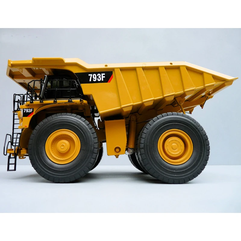 Diecast 1:50 Scale CAT 793F Dump Truck Alloy Engineering Vehicle Model Collection Hobby Souvenir Display 55273 Gift Toy