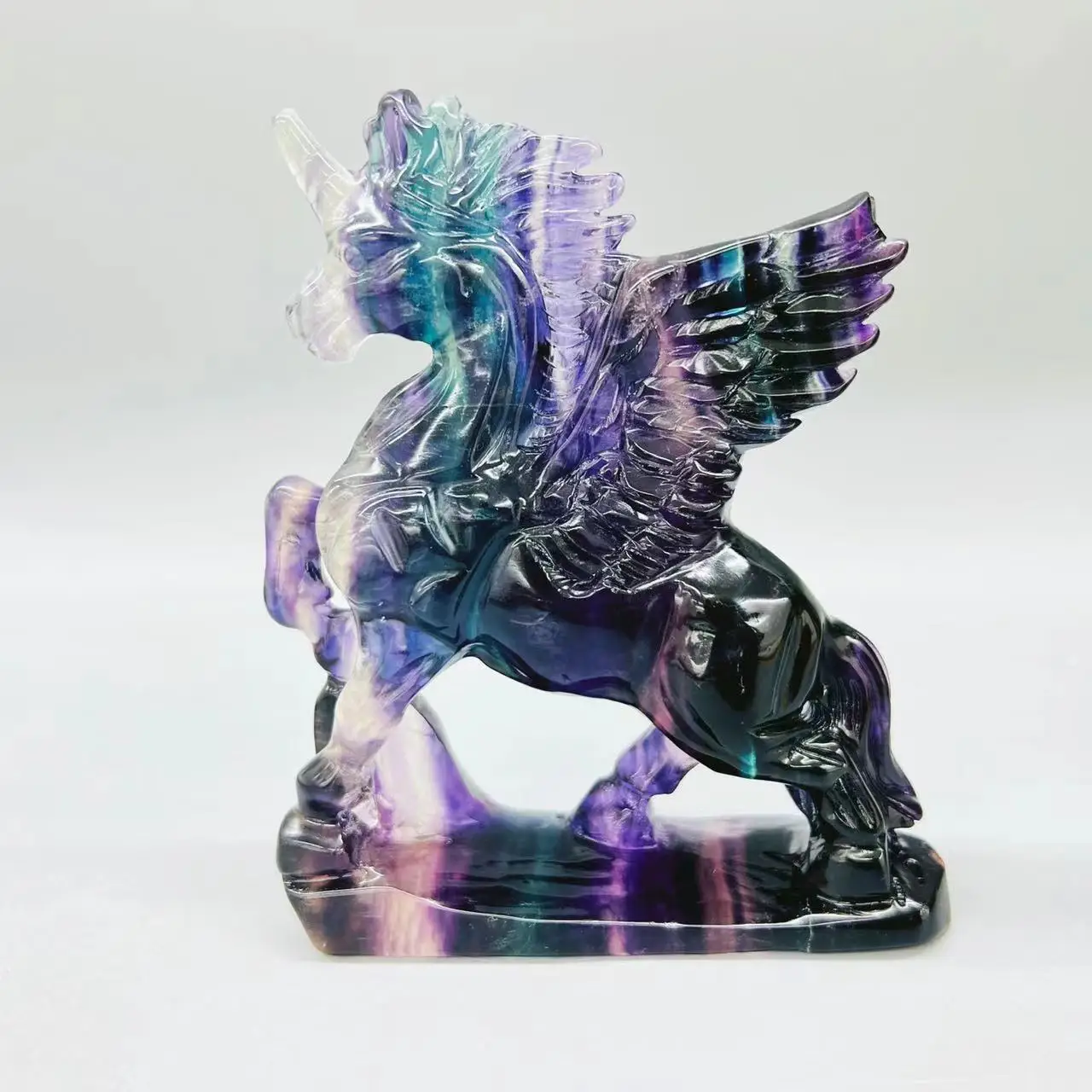 High Quality Natural Crystal Customized Hand Carved Fluorite Crafts Crystal Unicorn Ornament