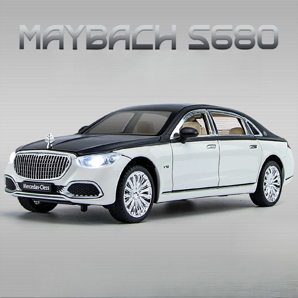 S680 1:24 Car Model Toy Two-tone Body Doors Opened with Sound Light Pull Back Diecast Metal Shock Absorption Models for Teens