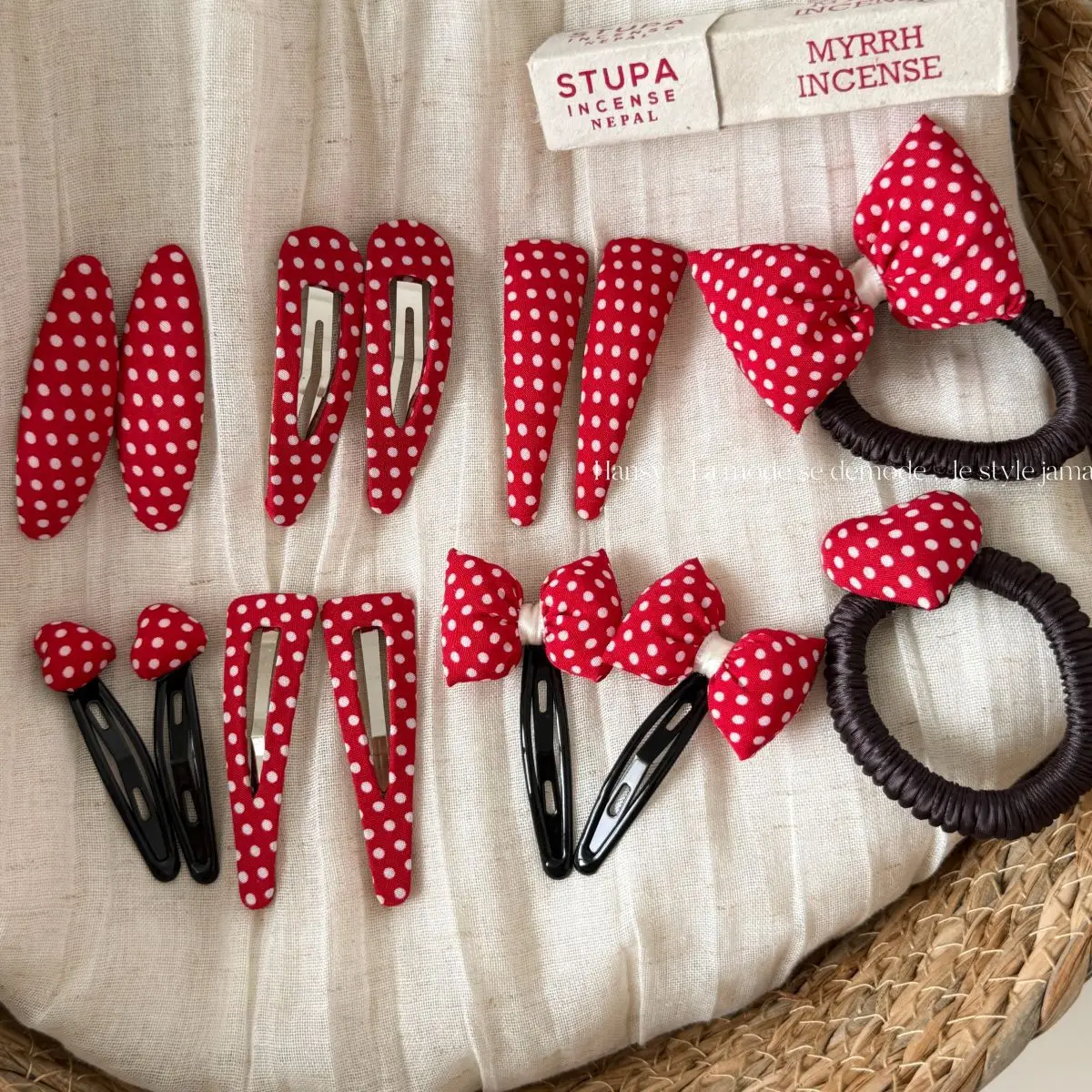 Hair Clip Red Polka Dot Bow Heart Resin Lightweight Non Slip Gentle No Pull Side Bangs Holder for Daily Home Travel Office