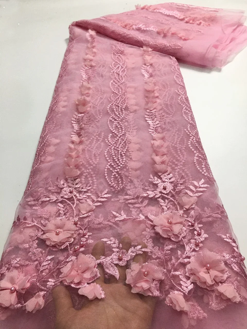 

2024 Pink Latest African Lace Fabric 5 Yards 3D Applique Flower Embroidery Nigerian Lace Fabric for Women Dresses Sewing CD2891