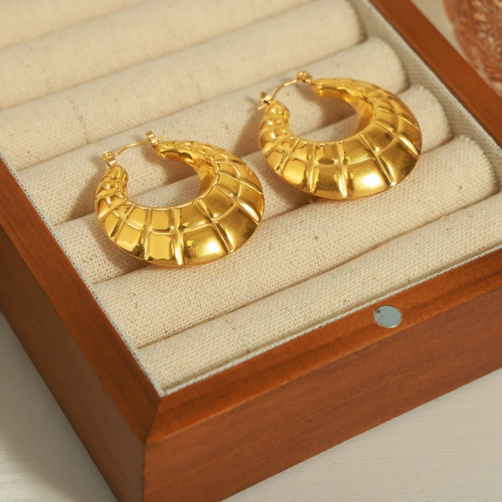 O Shaped Drop Shape Glossy Hoop Earrings Waterproof Fashion Jewelry for Women Creative Pattern Stainless Steel Earrings