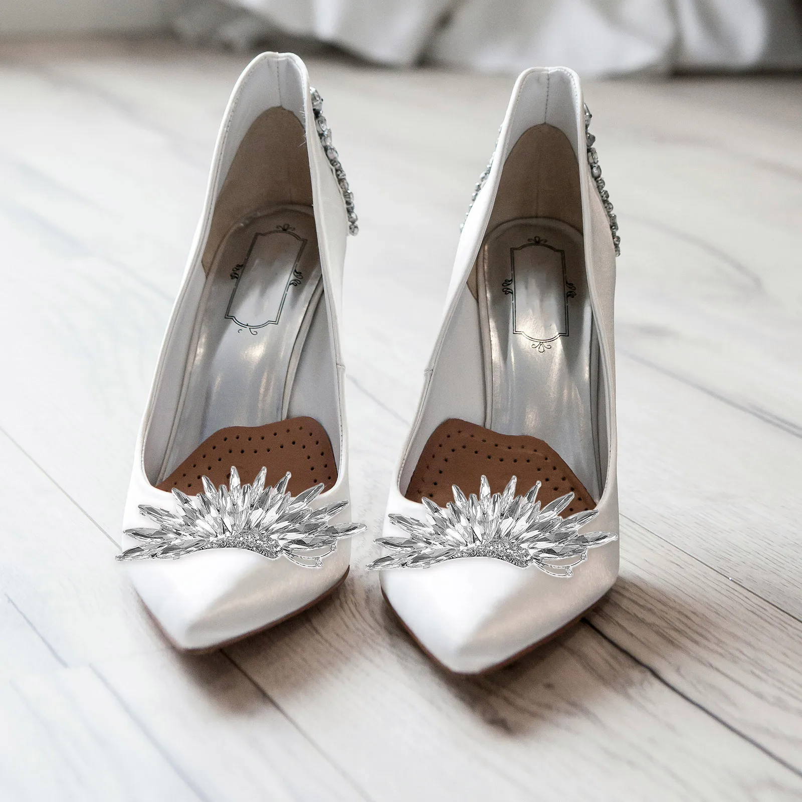 

2pcs Butterfly Removable Shoe Clips Zinc Alloy Decorative Shoe Jewelry For Heels Flats Wedding Dress Shoes Buckle Accessories