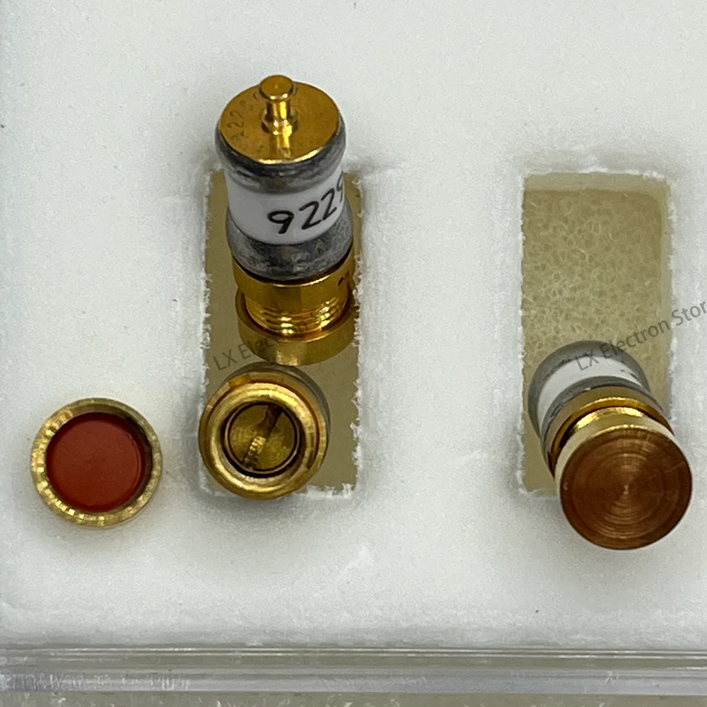 1pcs New MVM106 Adjustable capacitor 0.8-10pF  Working Voltage: 250V