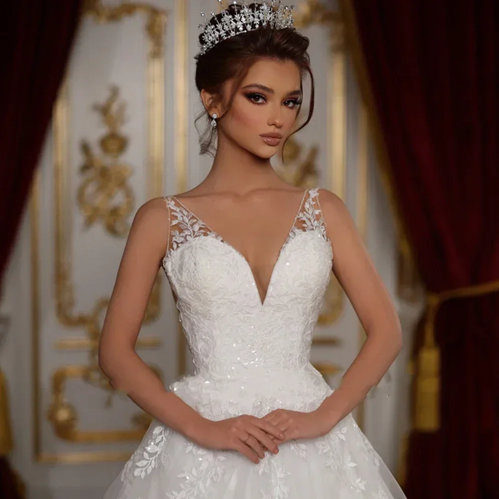 

Customized Tulle A-Line Princess Wedding Dresses Sequined applique V-Neck Vestidos De Novia Backless Bridal Gown