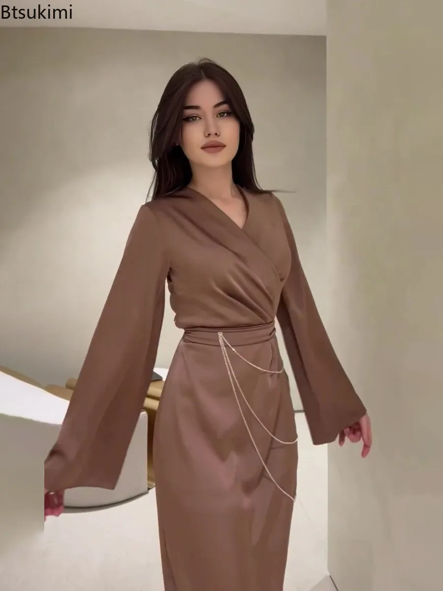 Elegancka damska odzież wiosenna Nowa sukienka wieczorowa z długim rękawem Temperament Sznurowana sukienka maxi z satyny z łańcuszkiem dla kobiet