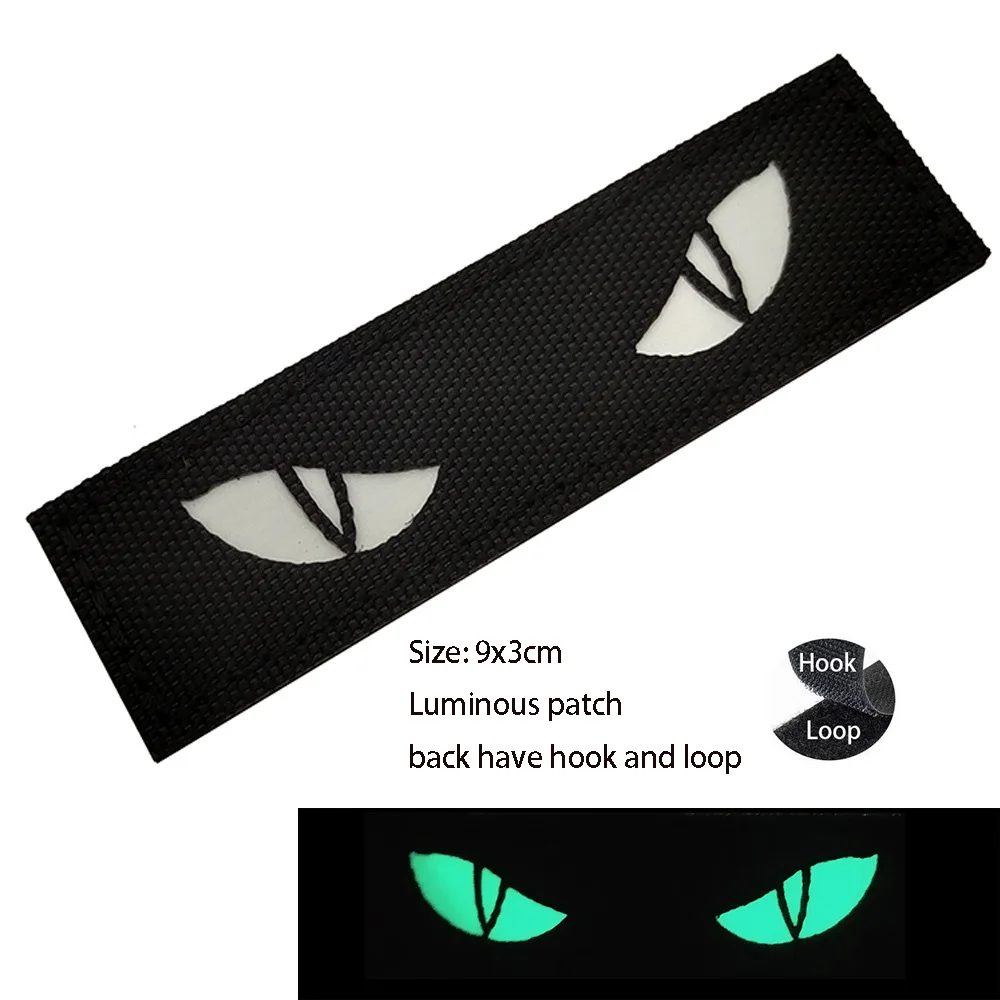 Outdoor Glow-in-the-dark Demon Eyes Badge Cat Eye Morale Tactical Creative Cat Eye Clasp Backpack Hat Outdoor MOLLE Pendant