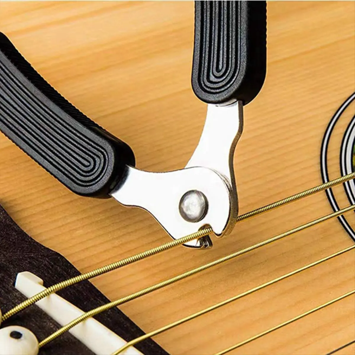 (ABYM) Guitar String Winder Cutter and Bridge Pin Puller 3 in 1 Guitar Tool for Repairing Restringing