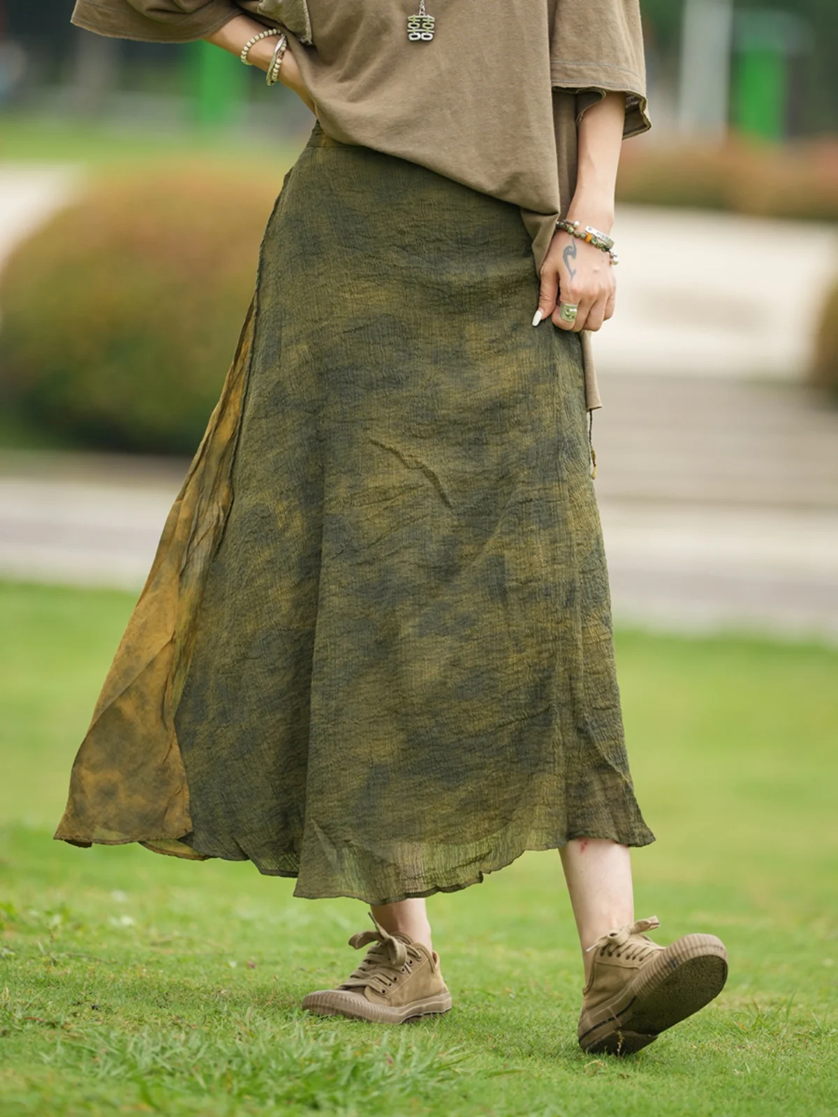 

Юбка миди с асимметричным подолом и завязками на талии, окрашенная растительными красителями, Q2370, однотонная, из смесового хлопка, с узором в клетку, женская