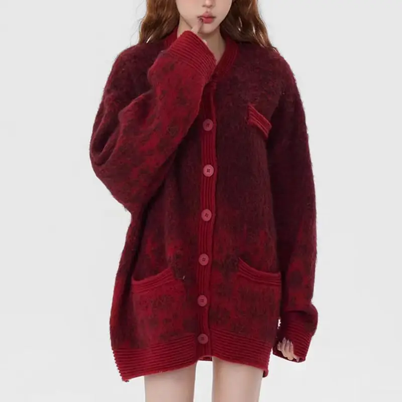 

2024 New Niche Design Gradient Cardigan Sweater Coat Women Niche Lazy Style Loose Knit Sweater Fashion Couple Style Autumn Wear