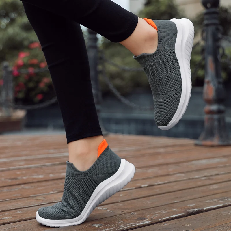 New Couple Shoes, Sports Shoes, Breathable Single Mesh Shoes, Running Shoes, Lightweight Soft Sole, Travel and Leisure Shoes