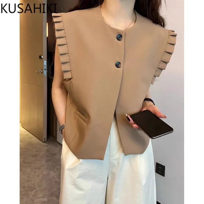 KUSAHIKI 2024 Autumn New Round Neck Two Button Flying Sleeve Versatile Sleeveless Vest Top for Women Fashion Waistcoat