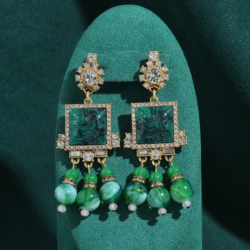

Vintage Irregular Long Tassel Green Earrings Dangle Natural Stone Square Crystal Accessories Antique Women Gold Plated Jewelry