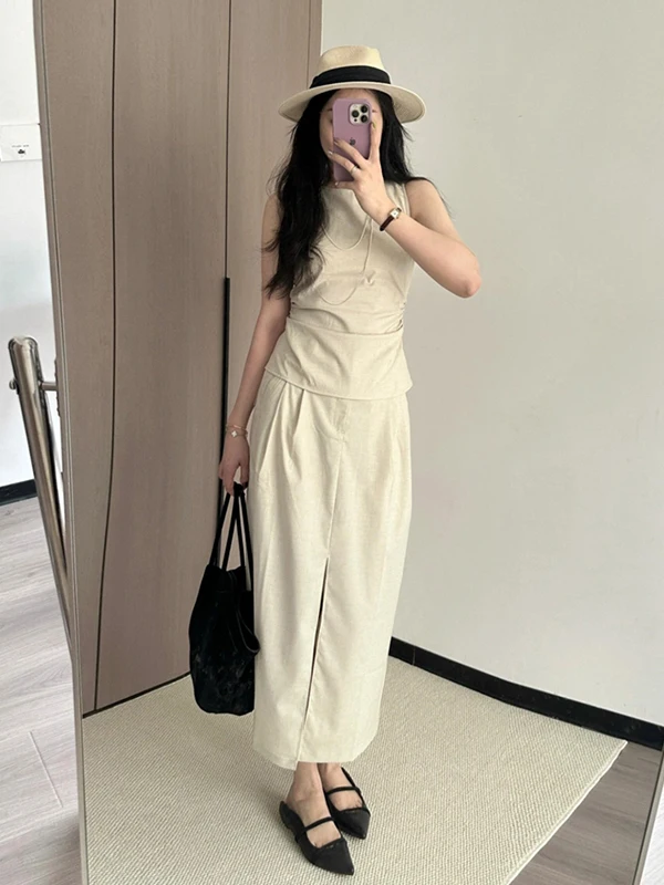 Fashionable Two-Piece Set Women's Summer Commute Slim Fit Sleeveless Vest And Split  Skirt Ensemble Elegant Casual Style