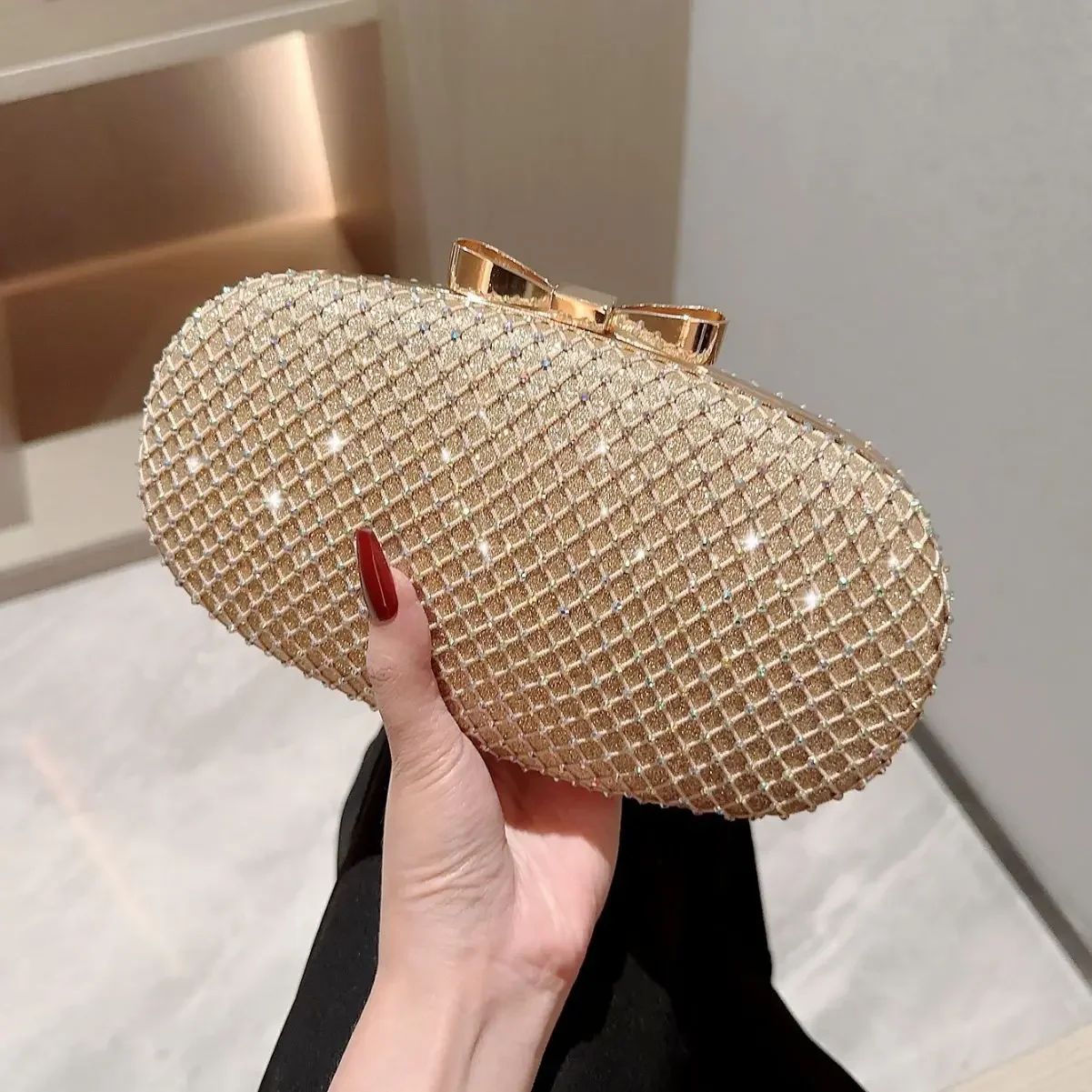 Women Evening Clutch Bag Sparkling Diamonds Handbag Shoulder Crossbody Bags Wedding Prom Party Purse with Detachable Chain Prom