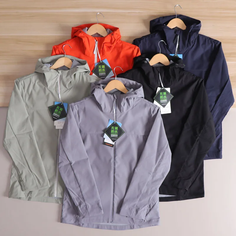

Водонепроницаемая уличная мужская повседневная ветрозащитная куртка с капюшоном на подкладке, осенняя спортивная одежда, функциональное пальто из полиэфирного волокна на молнии...