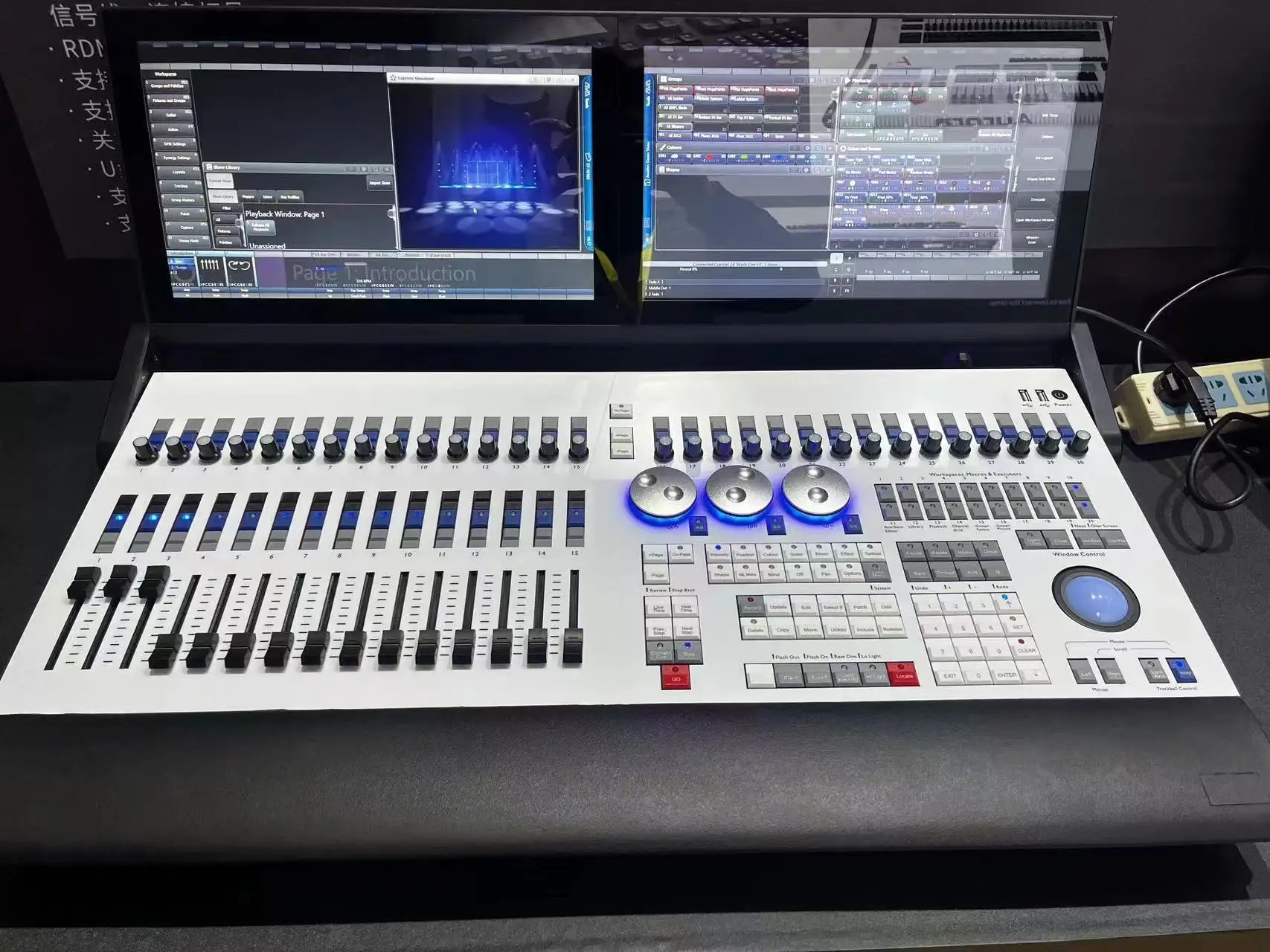 Avolite-s Tiger Folding Screen Sapphire Console Dimmer Stage Lighting Controller ForTheaters Festivalsa Large-Scale Light Shows