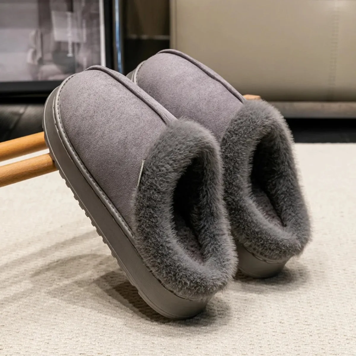 Fluffy men's and women's winter warm slippers with thick soles, indoor anti slip, warm fur lining for home, couple's slippers