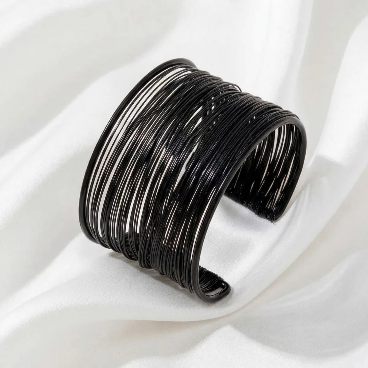 Exaggerated Punk Multilayer Metal Wires Strings Black Bracelets Bangles for Women Vintage Wide Open Cuff Bangle Jewelry