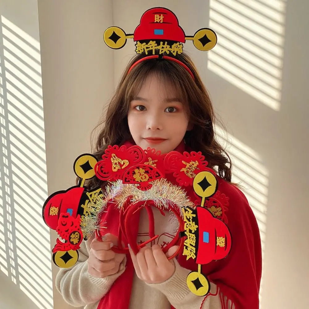 

Red Hairband 2024 Happy New Year Headband Mascot Dragon Cartoon Dragon Headband Felt Hair Hoop New Year Headwear