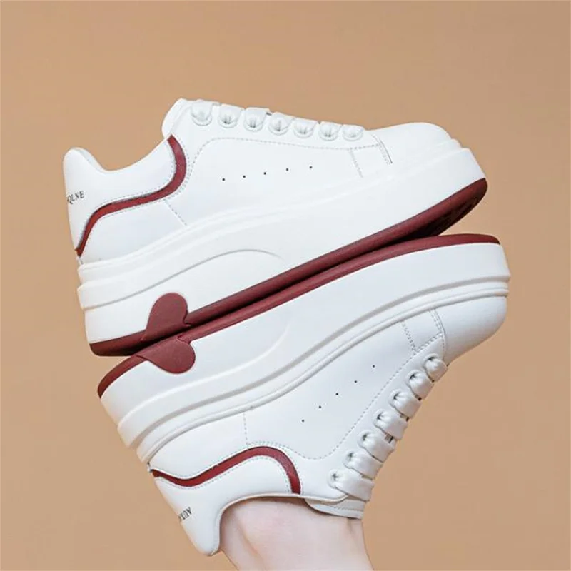 Fashion dermis dSneakers Platform Woman Autumn Classic High Top Female Casual Shoes Round Vulcanized walking shoes 35-40