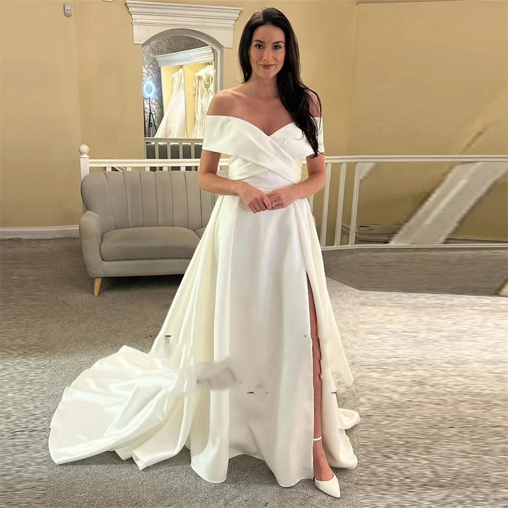 Robe de mariée trapèze en Satin plissée, épaules dénudées, Simple, fente latérale haute, fermeture éclair au dos, traîne Court, élégante pour femmes, personnalisée aux mesures