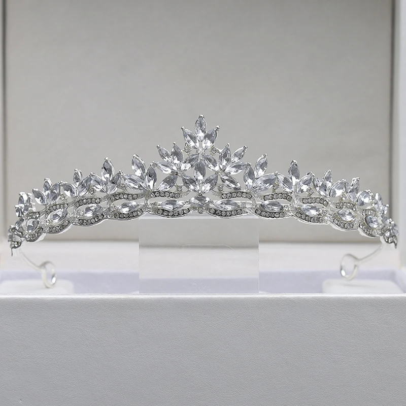 Itacazzo Bridal Headwear Silver-Colour Women\'s Fashion Wedding Crown Birthday Tiaras