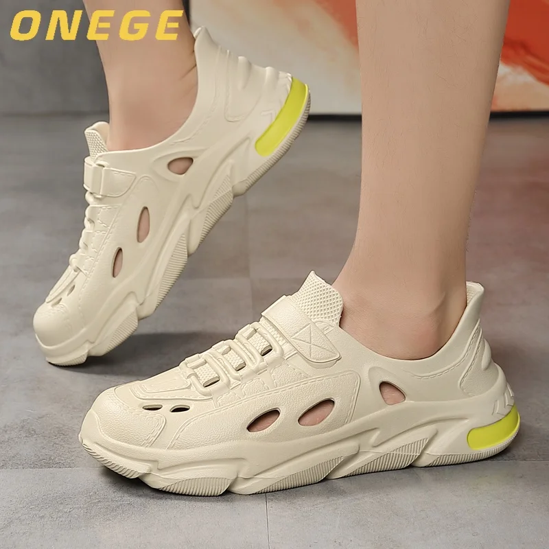 A Pair of Men's New Clogs, Summer New Wear-Resistant Non-Slip Sports Beach Shoes for Outer Wear, Driving Soft-Soled Comfortable Sandals