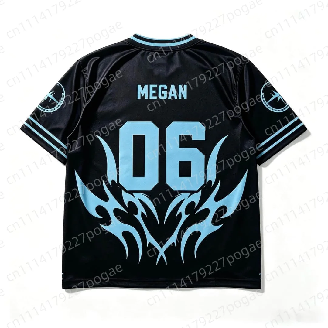 Summer KATSEYE Konzertmitglied Daniela 04 Fußballtrikot Kpop Merch Y2K Hip Hop Streetwear Atmungsaktives Casual Unisex T-Shirt – Detail 5