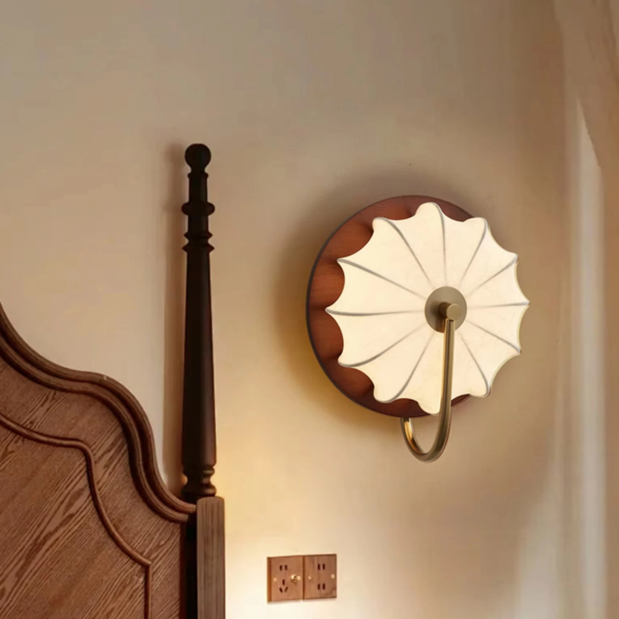 Retro Fabric Wall Lamp Petal LED Wall Light for Bedroom Bedside Corridor Living Room Home Decor Lighting Fixture
