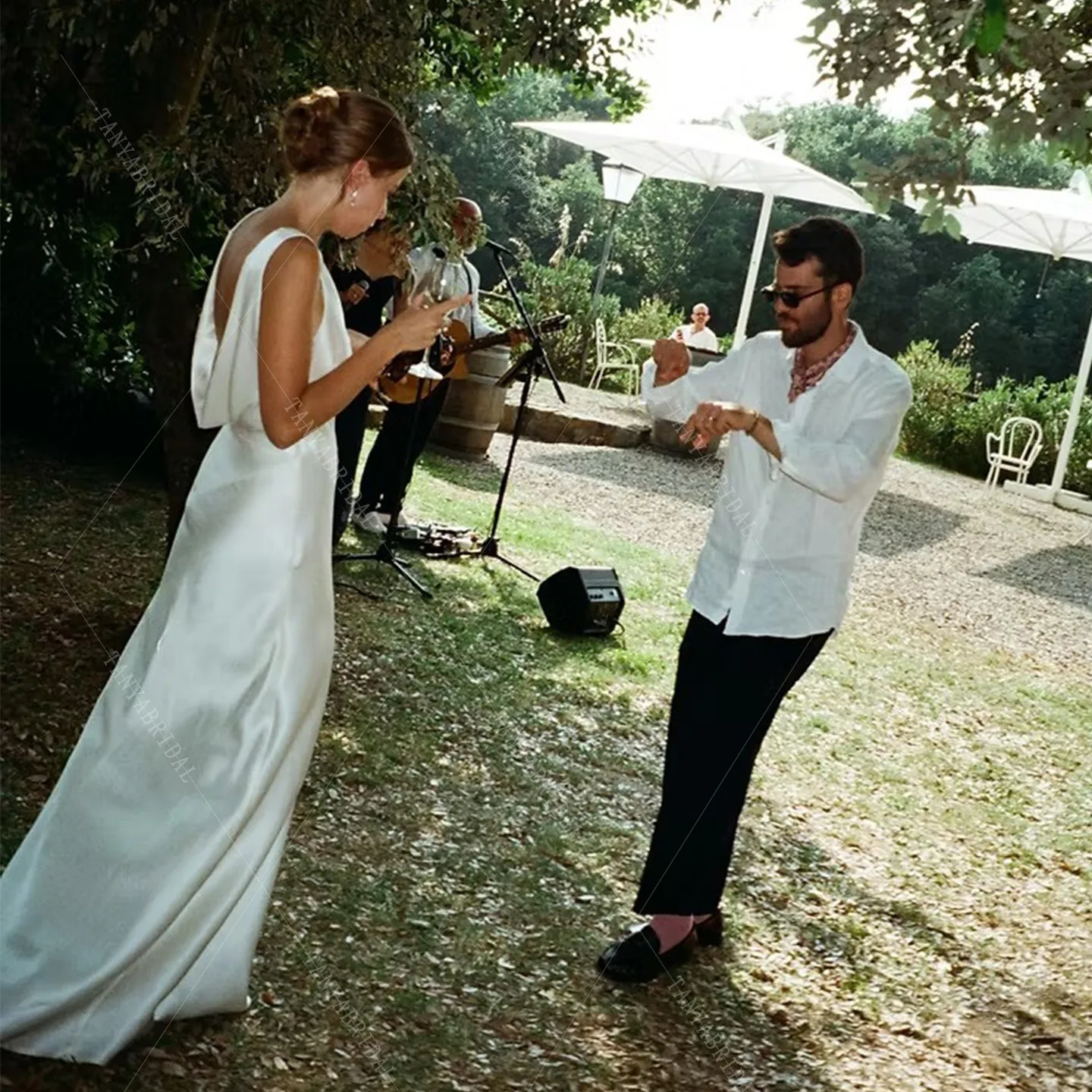 Classic Deep V Neckline Soft Satin Wedding Dress For Women Sleeveless Backless A Line Simple Bridal Party Dress TSWD898