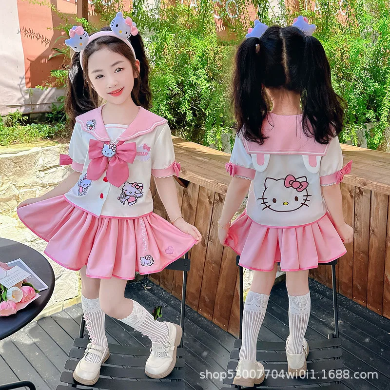 

Летний комплект Hello Kitty для девочек: футболка в стиле преппи и плиссированная юбка, мультяшный дизайн, подарок на праздник