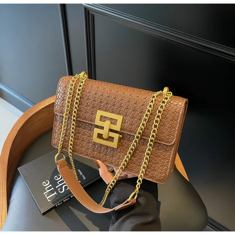 

Женская простая маленькая квадратная сумка — Advanced Sense & Foreign Style, модная сумка большой вместимости, соответствует все виды одежды