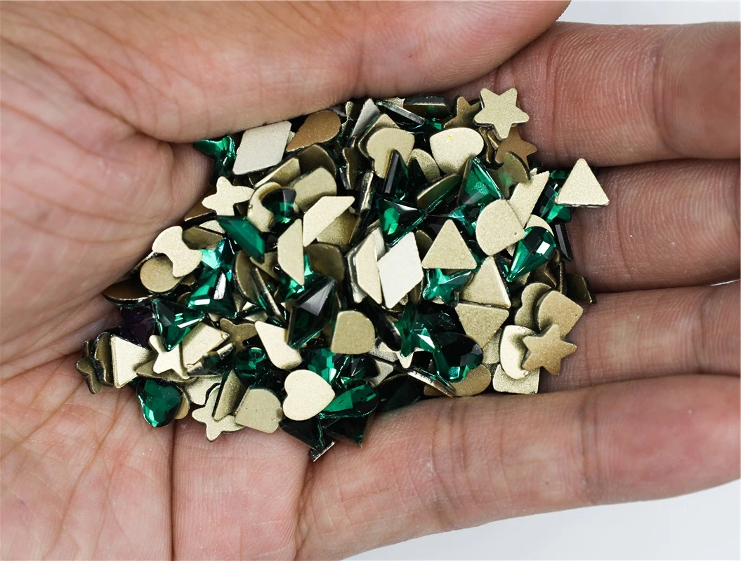 100Pcs Mix Sizes Random Nail Rhinestones flat back crystal irregular zircon diamonds 3D Manicure Nail Art Decoration