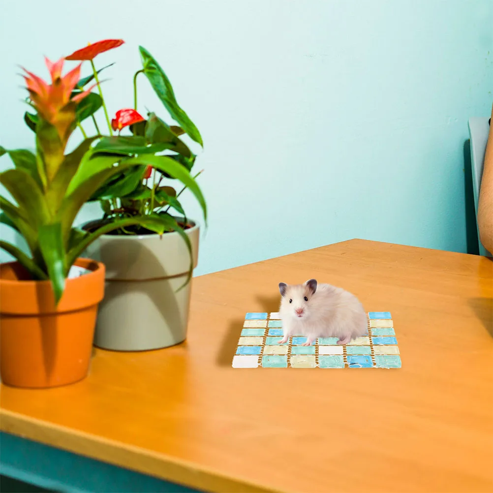 

Hamster Summer Cooling Pad Small Pet Bed Lightweight Portable Safe Material Suitable for Hot Weather Hamster Supplies