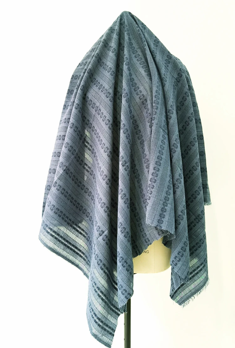 1 Meter x 1,4 Meter Blumen-Jacquard-Baumwollgaze-Stoff für Hemden im Sommer – Detail 28