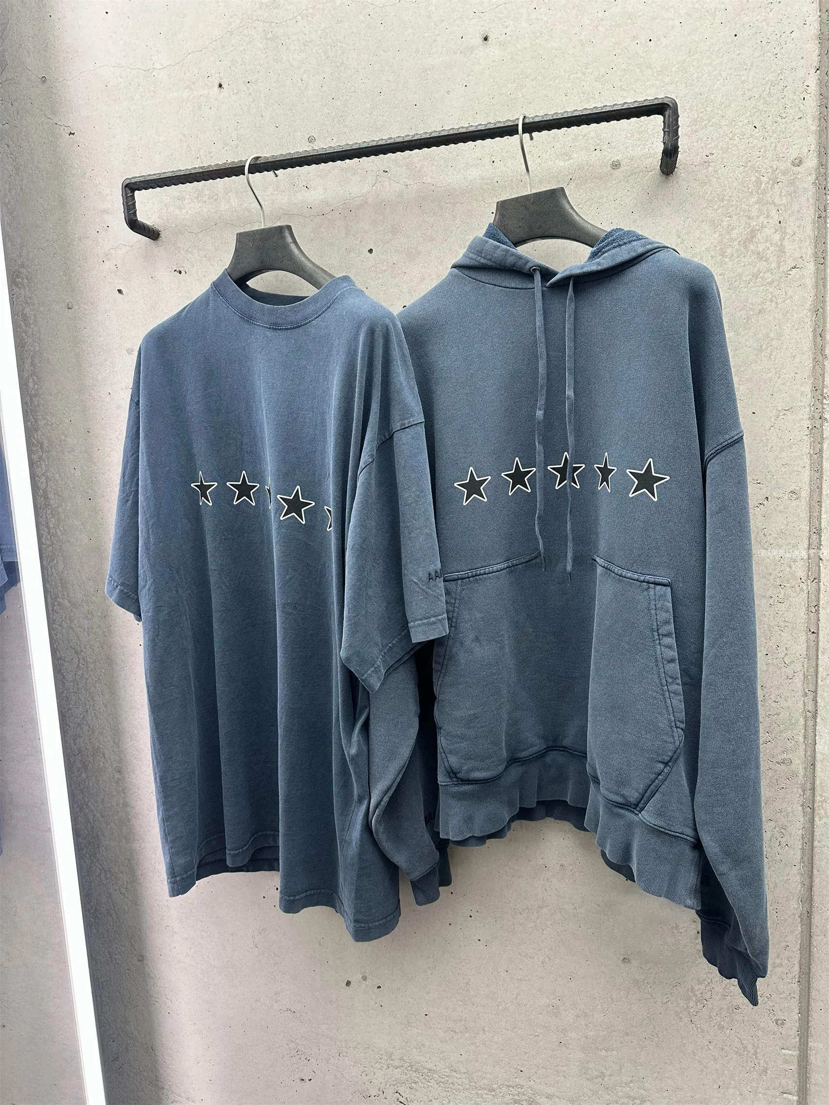 

Толстовка VANA ILUSION Blue Waed с капюшоном, удлиненная, комфортная, теплая, немнущаяся, модная, с фирменным принтом звезд, для пар