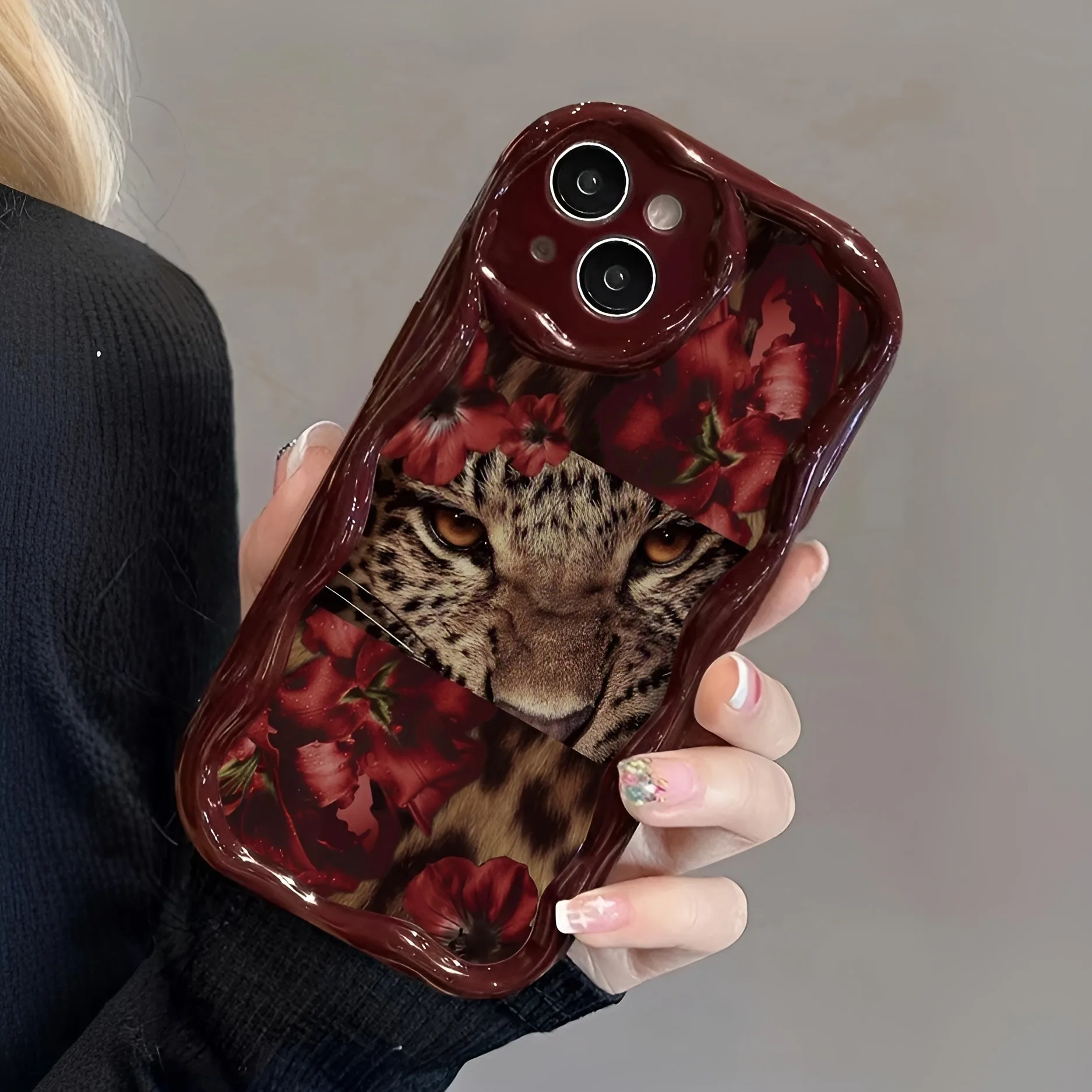 Phone Case For iPhone 17 16 15 14 13 12 11 Pro Max 15 16 Plus Spicy Girl Leopard Floral Pattern Burgundy Wavy Frame Soft Cover