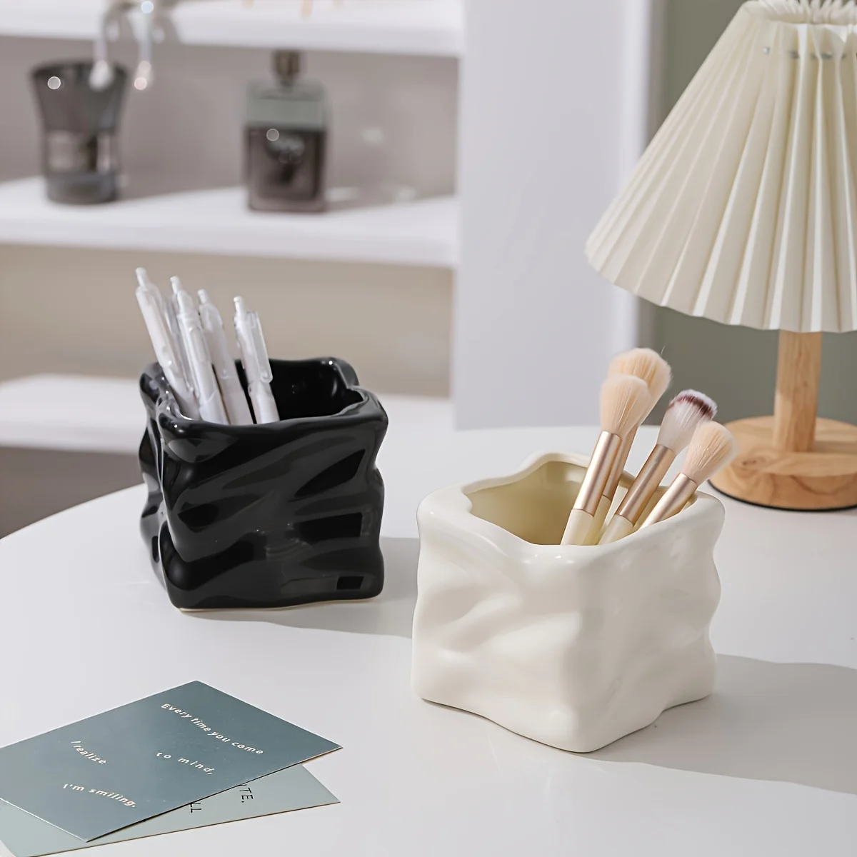 Ceramic Makeup Brush Organizer Vanity Wavy Desktop Storage Container Minimalist Aesthetic Office & Makeup Dual-Use Storage Jars