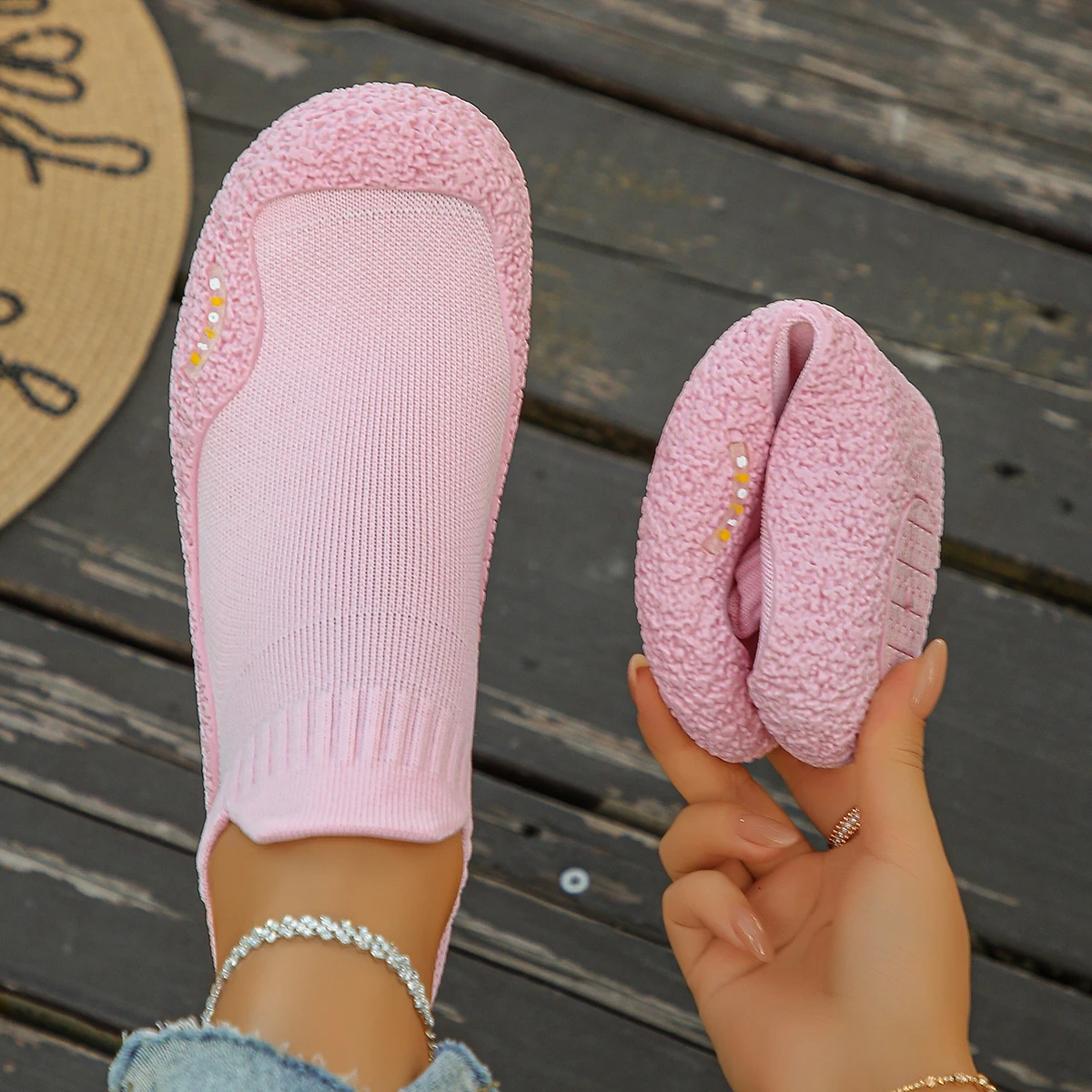 New Outdoor Stream Tracing Shoes with Anti Slip Soft Sole Rubber Breathable Casual Multi-color Quick Drying Beach Shoes