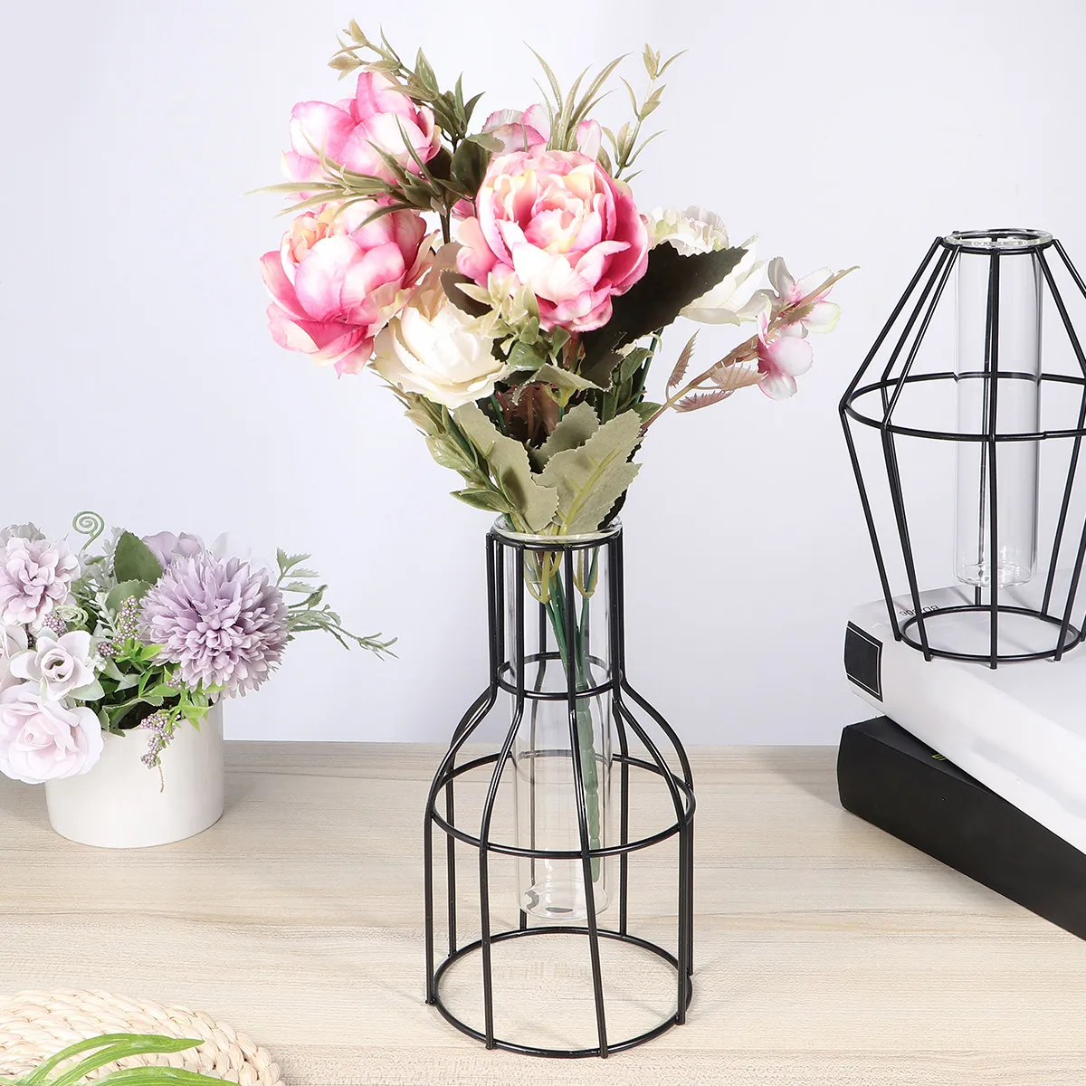 1Pcs Glass Tube Vase with Metal Stand Hydroponic Planter for Flowers Tulips Roses Branches Home Decor Wedding Birthday Gift
