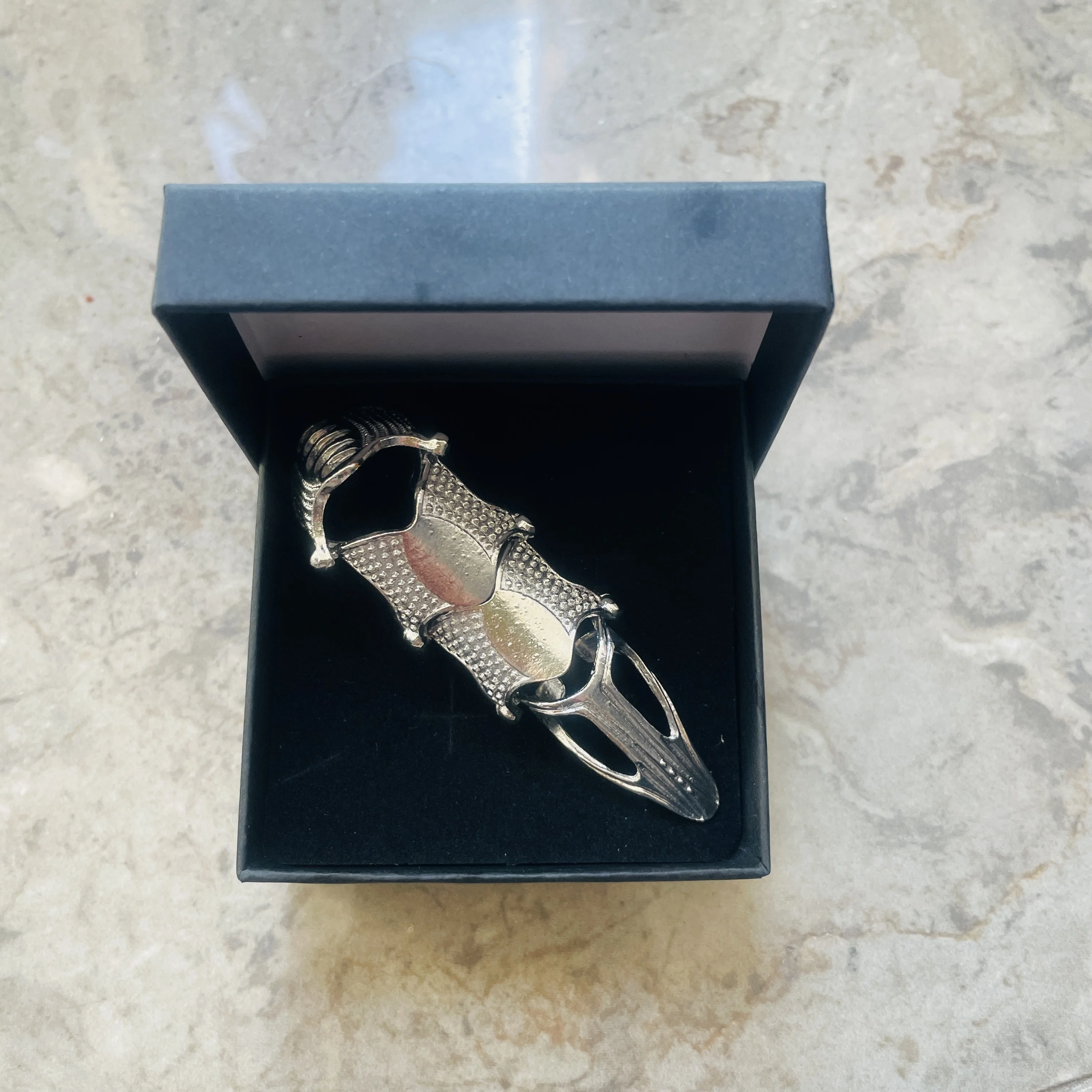 Finger Ring Gift Box 2pcs Set Joker Girl Cos Halloween Dangan Ronpa Gothic Danganronpa Celestia Ludenberg Punk Finger Bone Ring image 5