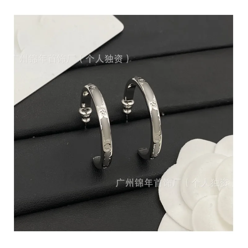 

New Presbyopia Relief Earrings, Letter Light Luxury Earrings, High-end Versatile Commuter Earrings, Women