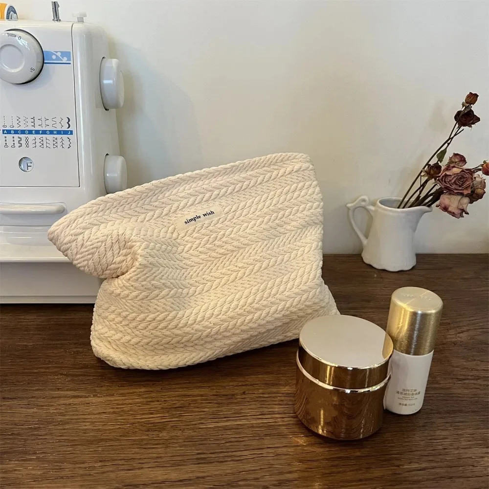Fashion Zipper Makeup Bag Large Capacity Woven Fabric Clutches Bag Beige Coffee Solid Color Storage Bag Outdoor