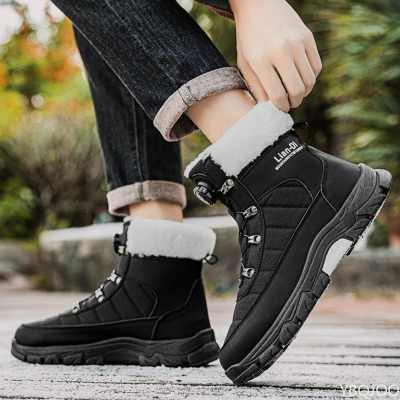 أحذية شتوية جديدة دافئة للثلج مع أحذية رجالية سميكة عالية الجودة ومضادة للانزلاق ومقاومة للاهتراء وبسيطة ومريحة كاجوال بمقدمة مستديرة