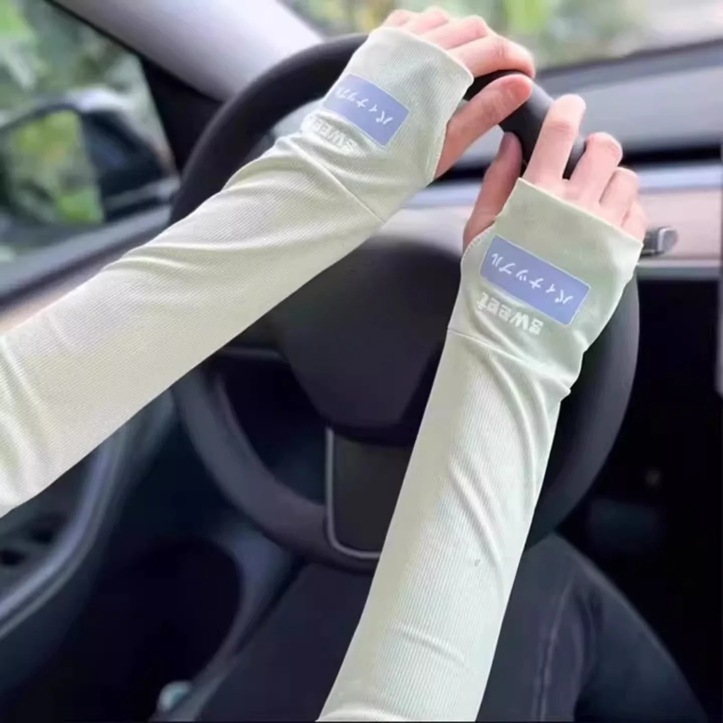 summer-ice-silk-sleeve-covers-loose-driving-sun-protection-arm-guards-for-men-and-women-fashionable-uv-protection-hand-covers