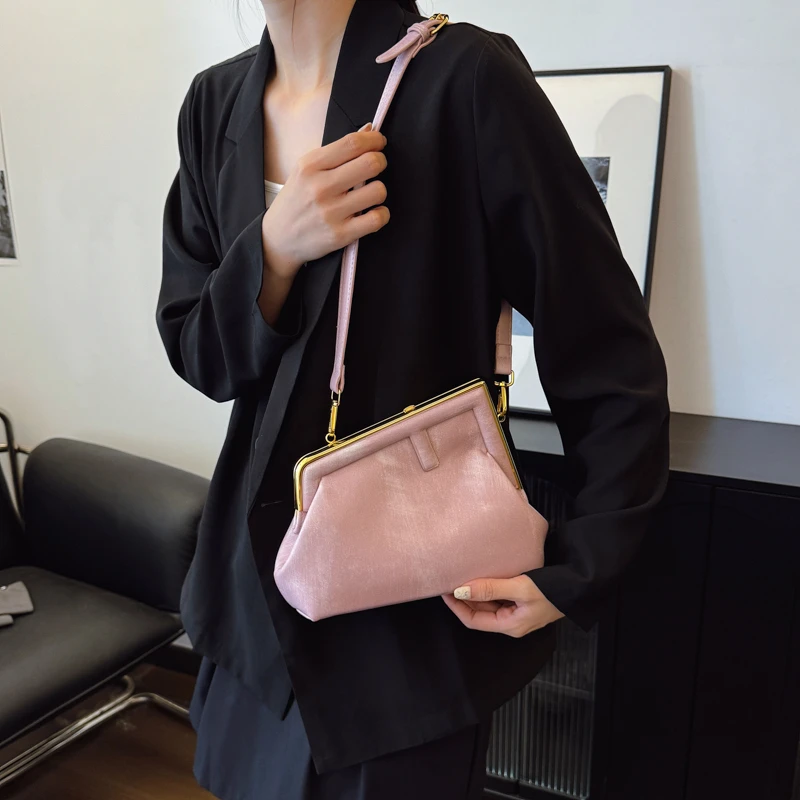 

Sophisticated Women Crossbody Bag Luxury Leather Handbag High End Shoulder Tote Elegant Vintage Designer