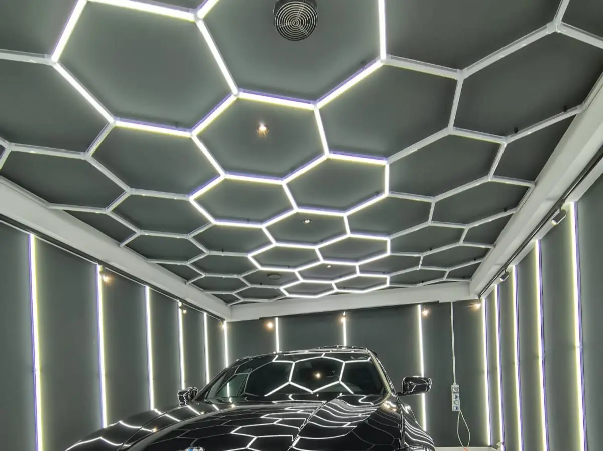 8*9M Customized Led Honeycomb Hexagonal Ceiling Lamp for Car Wash Workshop Home Decoration