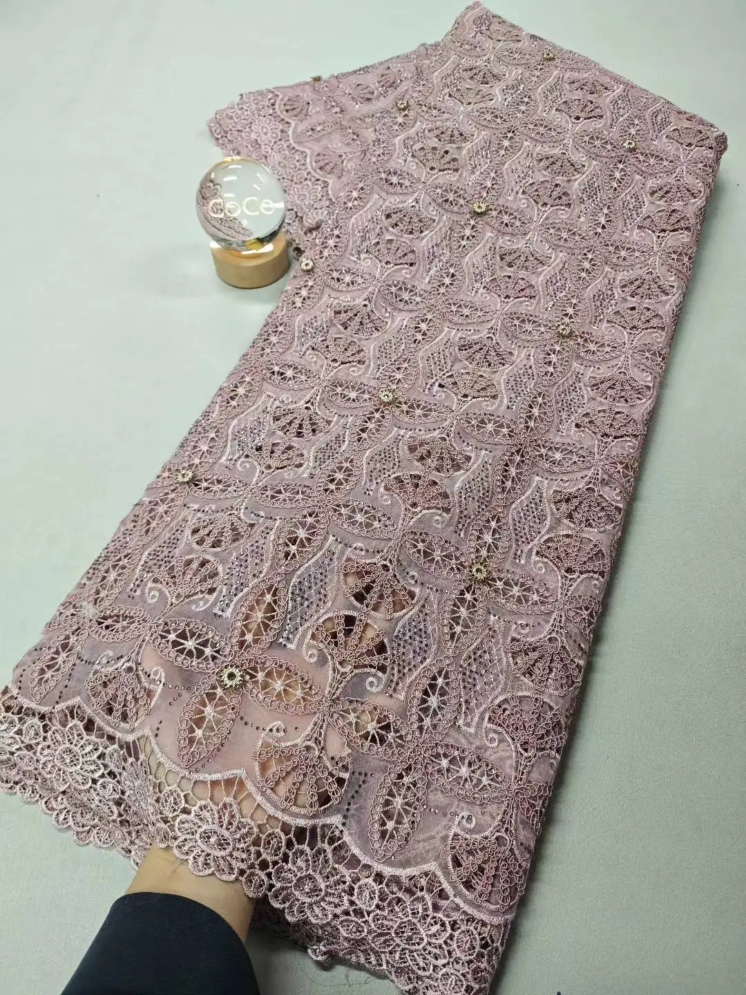 

2025 High-Quality Africa Nigerian Sequins Cotton Embroidery Lace Fabric Tulle for Wedding Party Dress Chiffon 5Yards XL128