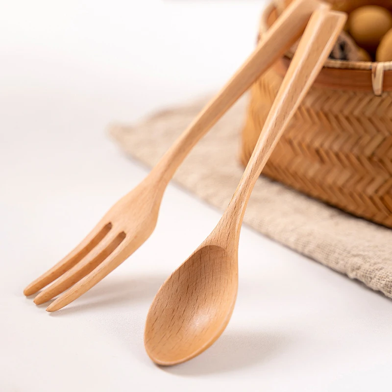 4Pcs Wood Fork Spoon Set Wooden Dessert Soup Spoon Dinning Fork Dinnerware Set Portable Children's Cutlery Set Kitchen Tableware